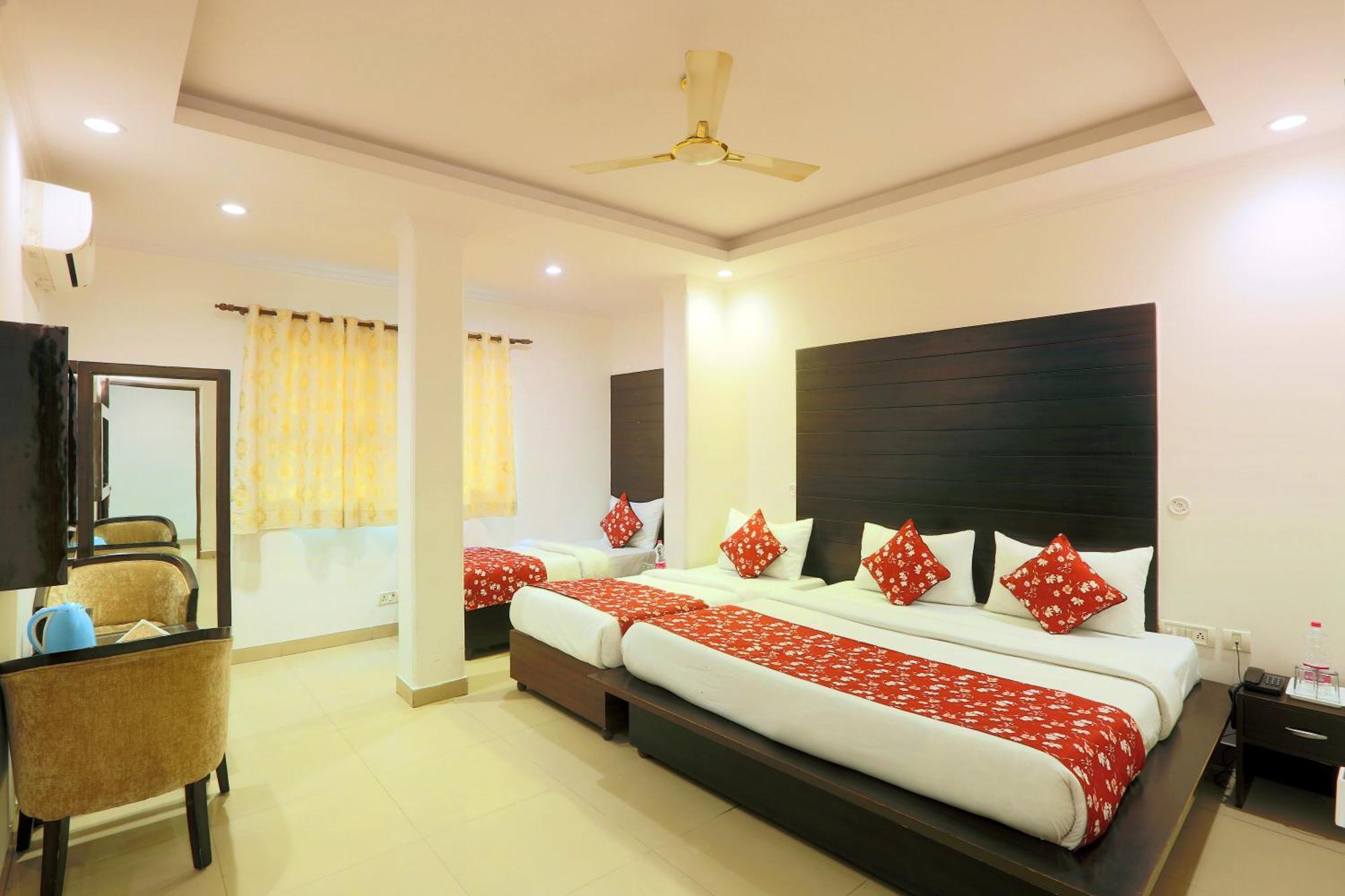 Airport Hotel Chanakya Delhi Új-Delhi Kültér fotó