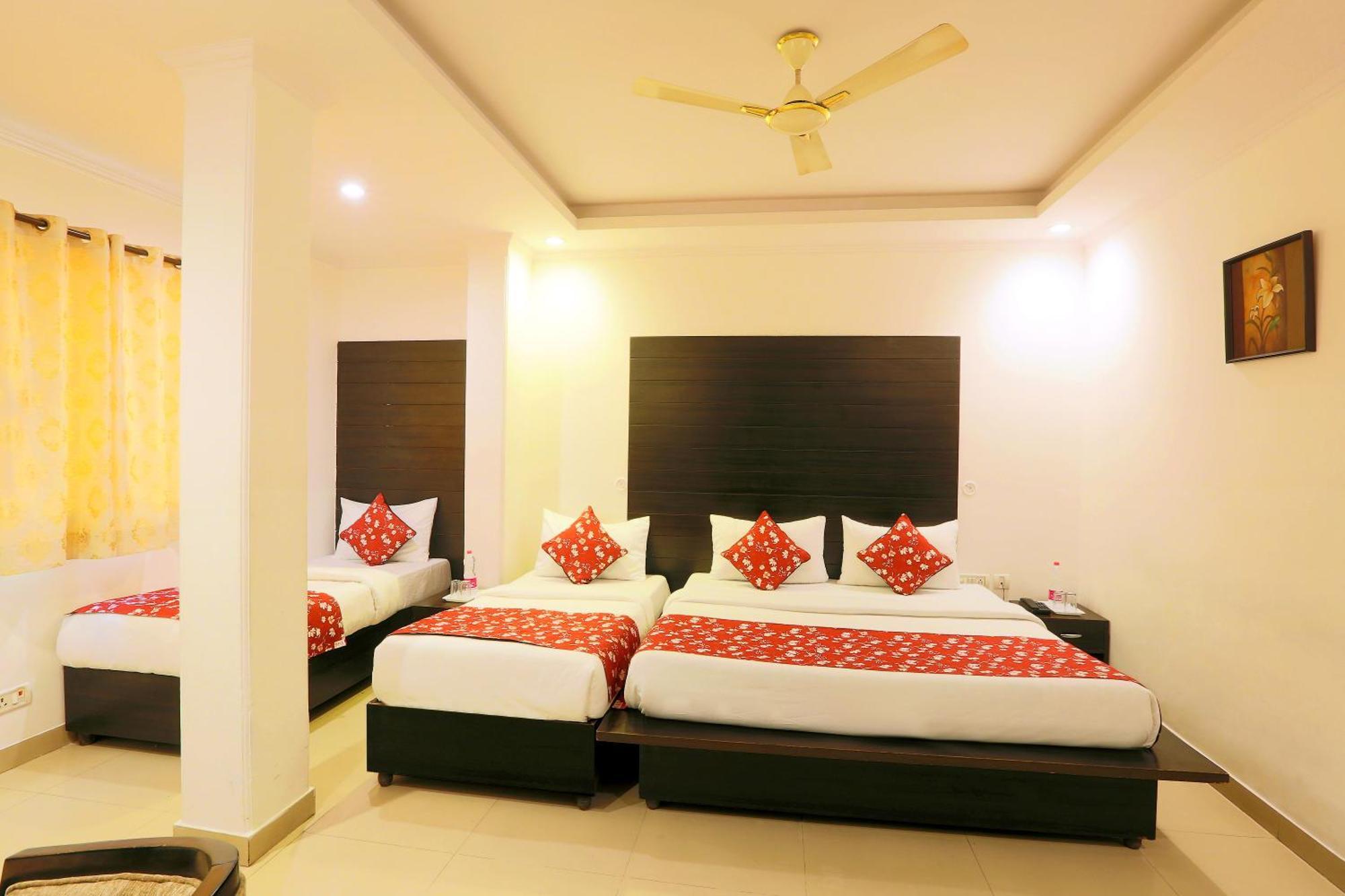 Airport Hotel Chanakya Delhi Új-Delhi Kültér fotó